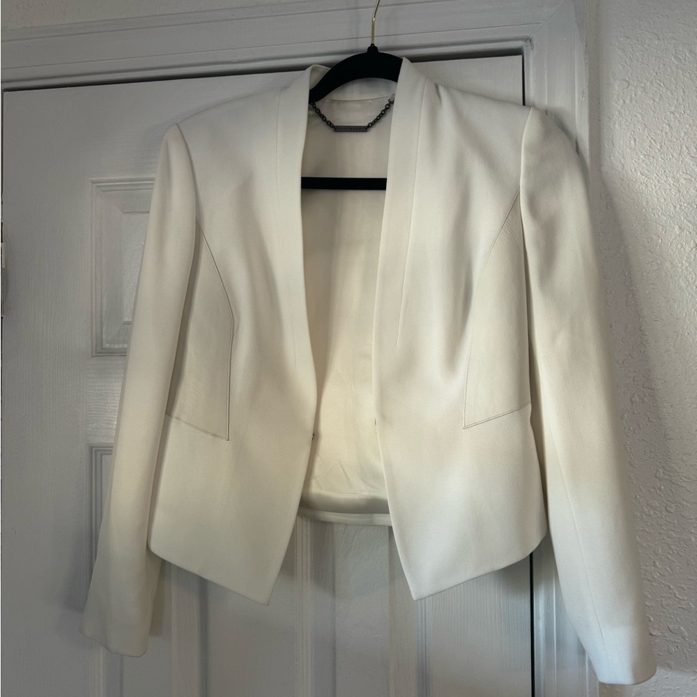 Elie Tahari White Waverly Jacket